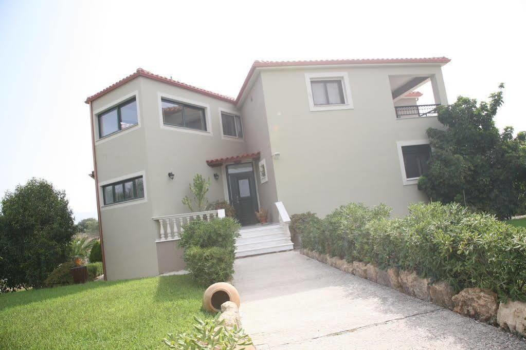 Pagonis Studios Lixouri Exterior photo
