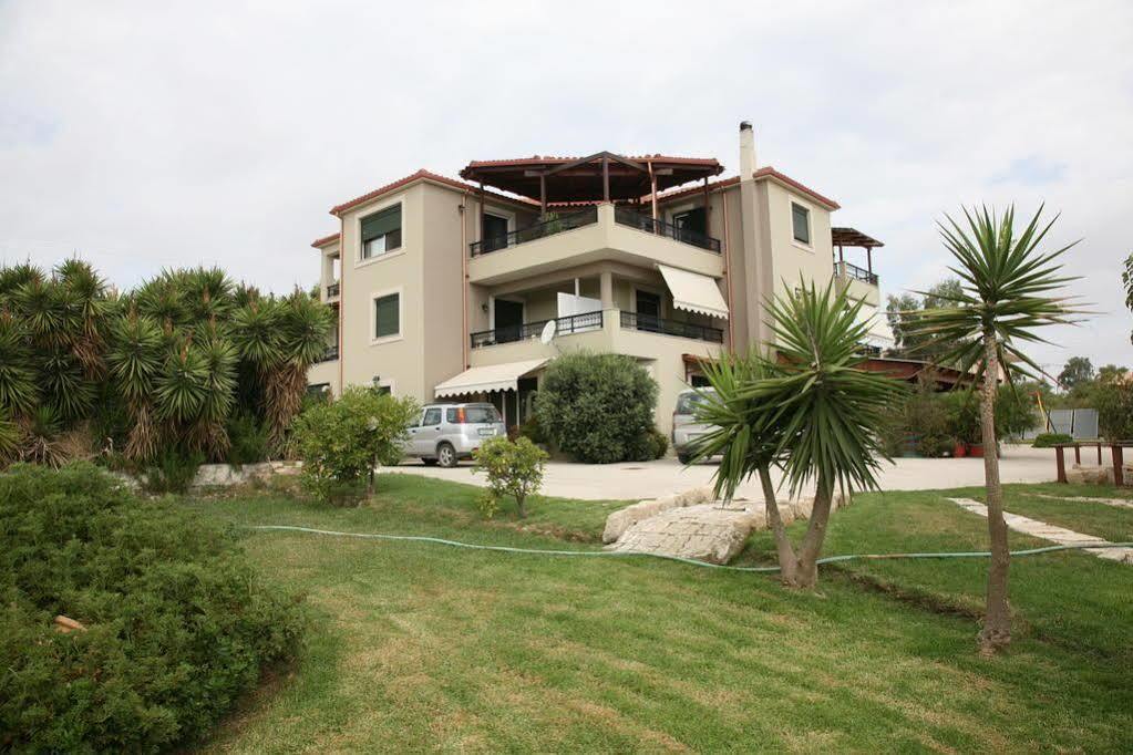 Pagonis Studios Lixouri Exterior photo